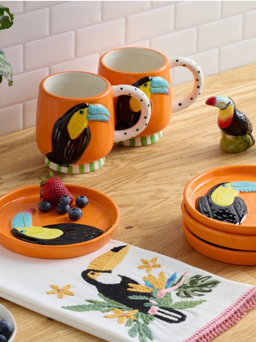 1 Orange Toucan Hand Painted Ceramic Mug New Whimsical Beach Vacation Tropical - Picture 5 of 5